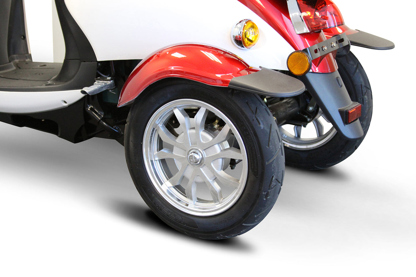 EW-11 Mobility 3 Wheels 500W Scooter with Lockable Rear Storage